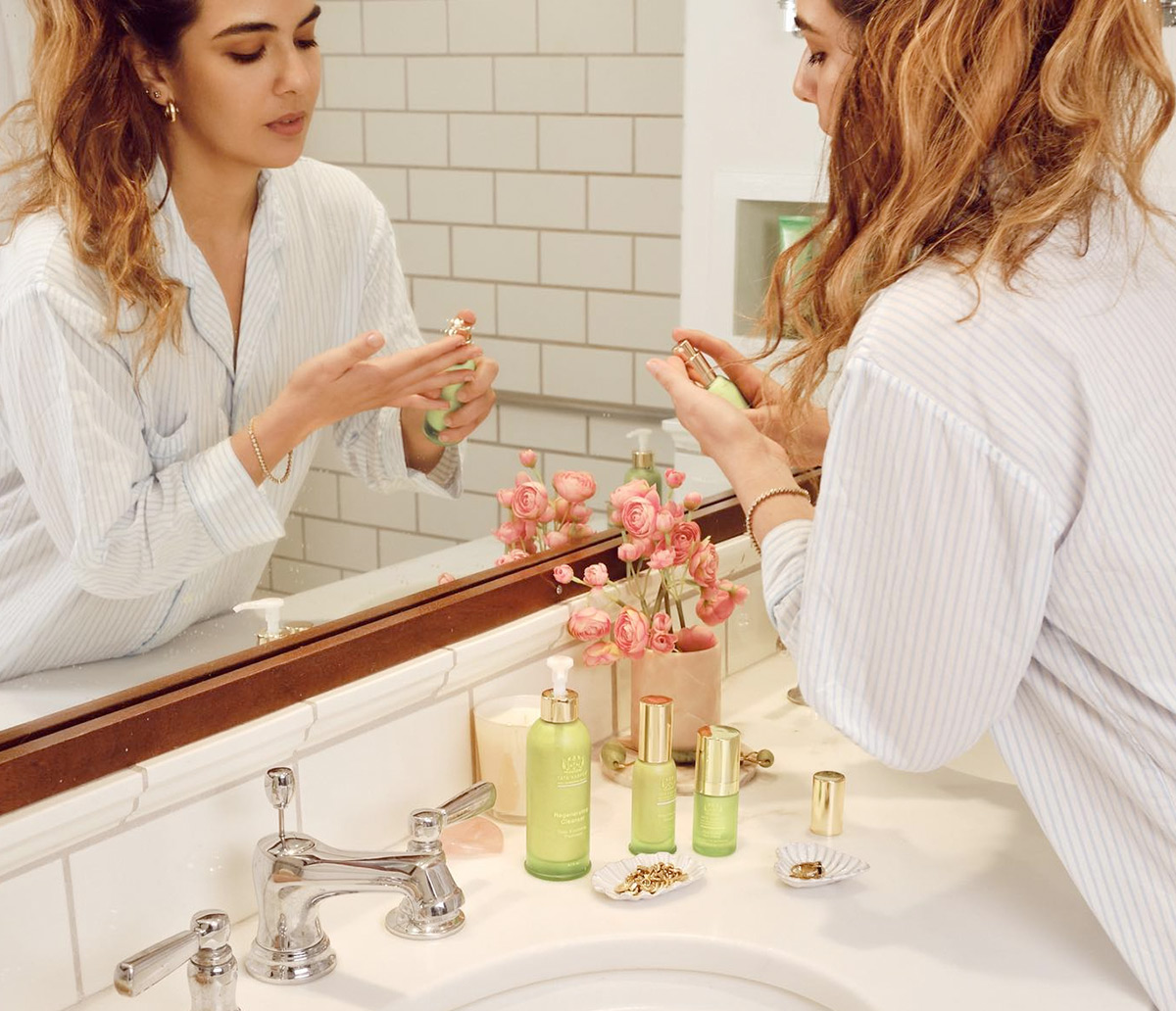 Protocole de Soin Visage : L'expertise des instituts dans votre salle de bain